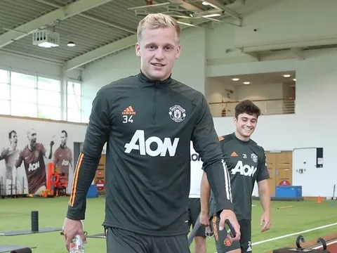'Cạ cứng' Solskjaer chỉ rõ 3 lí do Van de Beek sẽ thăng hoa ở Man Utd