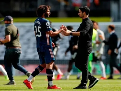 Mikel Arteta chỉ ra lí do khiến "Pirlo mới" gặp khó khăn tại Arsenal