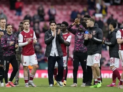 Mikel Arteta nhắc khéo ban lãnh đạo Arsenal