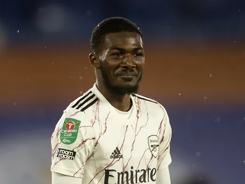 SỐC! Arsenal loại Liverpool, Arteta hé lộ suýt bị đau tim vì học trò