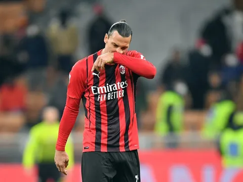 Milan thua ngược Spezia ở phút 90+5