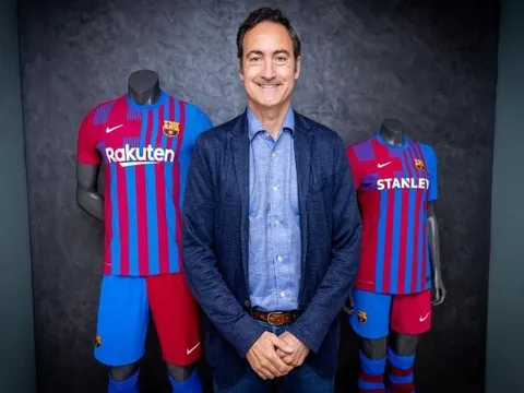 Giám đốc Điều hành của Barcelona chính thức từ chức