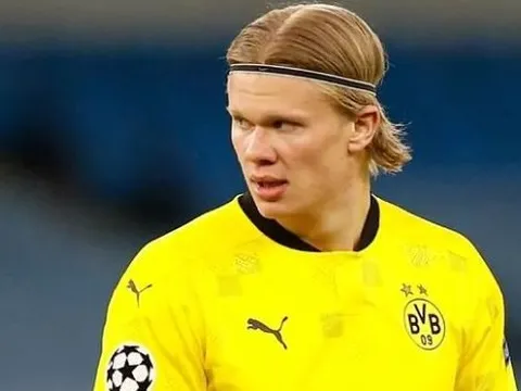 Mino Raiola: "Dortmund đã rất rõ ràng trong thương vụ Haaland"