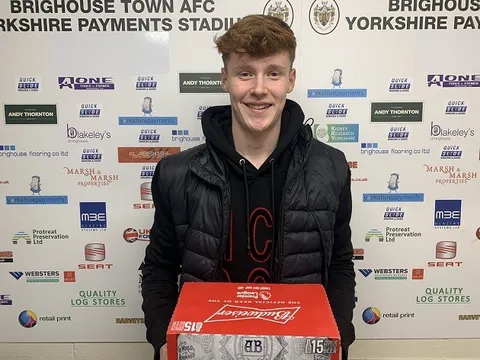 Mới rời M.U hơn 15 ngày, sao trẻ giành Cầu thủ xuất sắc nhất tháng ở CLB mới