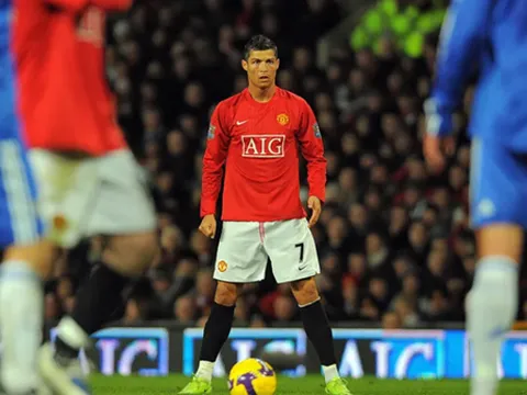Top 10 chân sút phạt đỉnh nhất Premier League: Ronaldo đứng sau 2 người