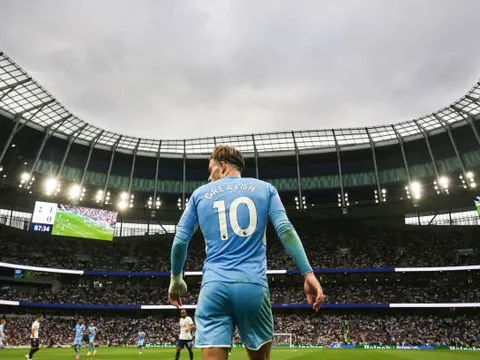 Bước thụt lùi trầm trọng của Jack Grealish