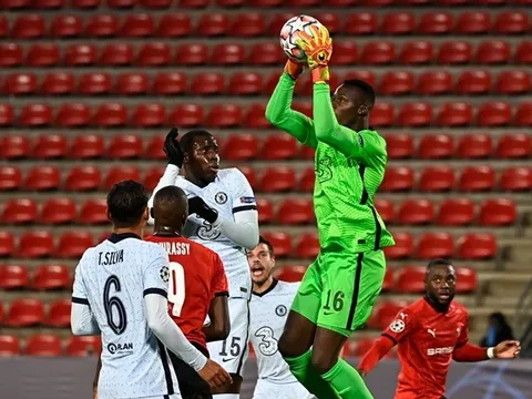 Vừa đến Chelsea đã phải đối đầu đội bóng cũ, Mendy nói gì?