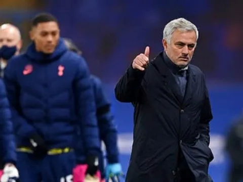 Tại sao Mourinho "thực sự" hài lòng với 1 điểm mang về?