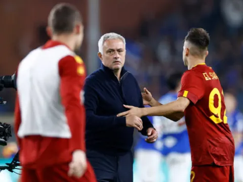 Mourinho bay vào top 4