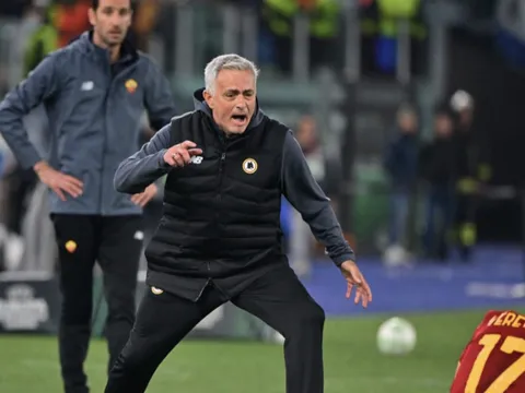 Mourinho chưa hết thời khi vào chung kết cúp châu Âu cùng AS Roma