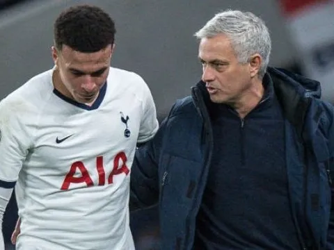 Mourinho ra tối hậu thư: “Cậu ta phải nắm bắt cơ hội bằng cả hai tay”
