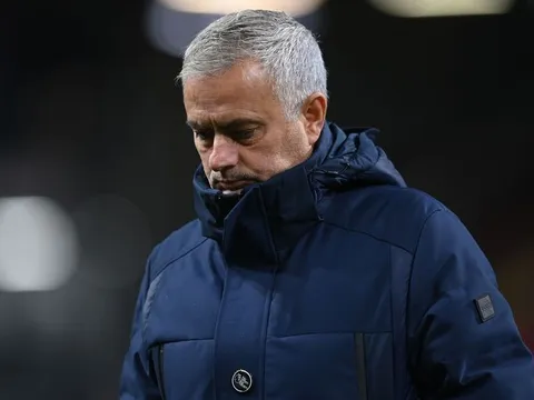 "Mourinho sẽ bị cầu thủ trở mặt khi điều đó xảy ra"