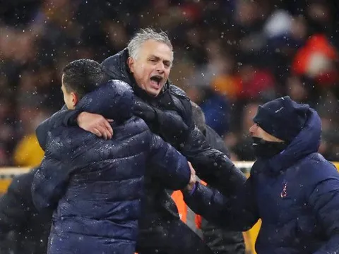 "Mourinho khai sáng cho tôi, là HLV tuyệt vời nhất"