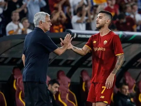 Mourinho tìm được họng pháo tại AS Roma