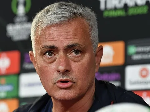 Mourinho: "Tôi không mê tín"