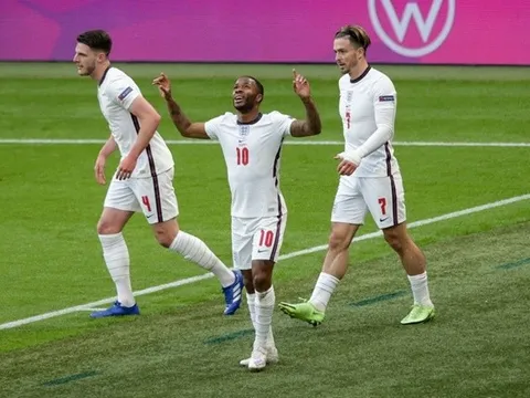 Mourinho: "Tuyển Anh thể hiện 2 phiên bản khác nhau"