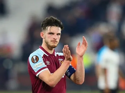 M.U, Chelsea nhận phán quyết về Declan Rice