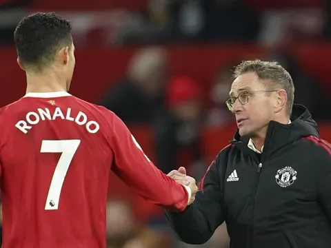 MU chia phe người ủng hộ Rangnick, kẻ theo Ronaldo