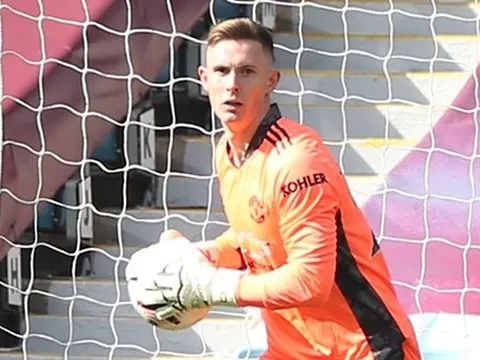 Man Utd giữ sạch lưới, Fletcher đánh giá cao "địch thủ số 1" của De Gea