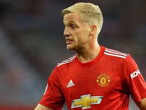 M.U lột xác, Solskjaer đã phải biết làm gì với Van de Beek!