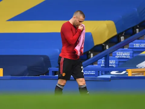 Luke Shaw công khai 'đá xoáy' Rangnick và Solskjaer
