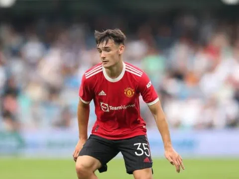 M.U rao bán cầu thủ giá 300.000 bảng