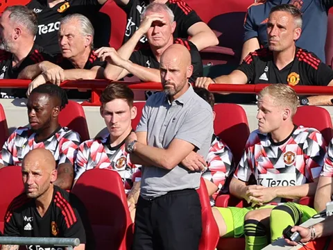 MU thua bạc nhược Brentford: Thảm họa Erik ten Hag