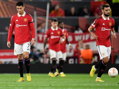 MU thua Sociedad: Khi Ronaldo trở thành người thừa