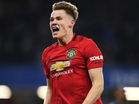 M.U tiến hành đàm phán, McTominay sắp có người chia lửa
