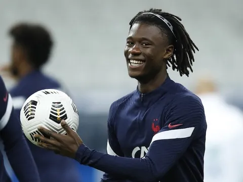 M.U tiến hành đàm phán với Pogba 2.0