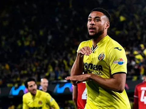 Mục tiêu của Man United thần tượng Ronaldo