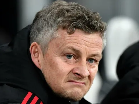 Mục tiêu trong mơ "giảm giá kịch sàn", Solskjaer vẫn chưa thể ăn mừng