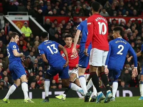 10 con số 'đặc biệt' sau vòng 17 EPL: Greenwood vụt sáng; Đẳng cấp Mourinho!