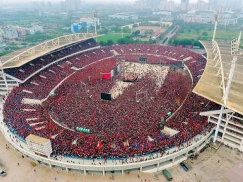 Mỹ Đình "hút khách" khủng khiếp tại vòng loại World Cup 2022