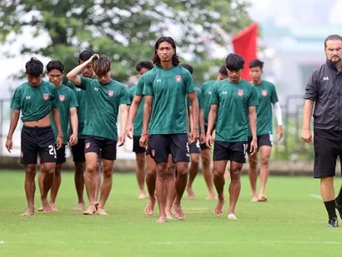 Myanmar tạo chú ý trong buổi tập chuẩn bị gặp U23 Việt Nam