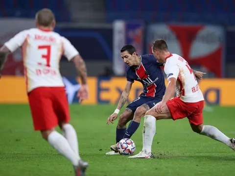 Tố cựu Quỷ đỏ 'vấp cỏ', HLV Leipzig tuyên bố khó tin về VAR