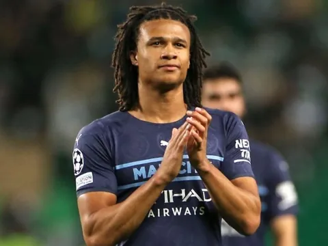 Nathan Ake có câu trả lời cho Chelsea