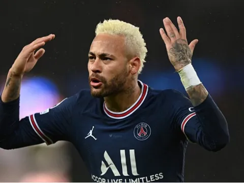 Neymar: 'Tôi còn 3 năm hợp đồng, CĐV PSG sẽ mệt khi la ó tôi'