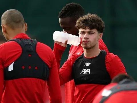 Southampton nhảy vào cuộc đua, Liverpool tăng giá lên 20 triệu bảng