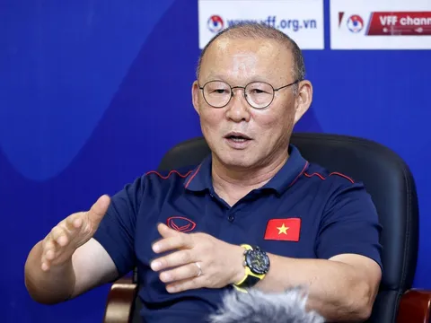 Netizen Hàn phẫn nộ: "Tốt hơn ông Park nên rời Việt Nam tới nơi đó"