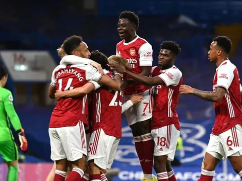 Nếu chiêu mộ Buendia, Bissouma, đội hình Arsenal khủng đến cỡ nào?