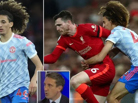 Neville chọn cầu thủ M.U xứng đáng làm gương cho toàn đội