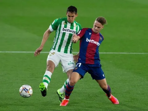 Liverpool bỏ cuộc thương vụ mua "đá tảng" La Liga