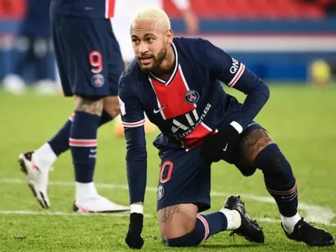 Neymar đi vào lịch sử trong ngày PSG bị cầm hòa