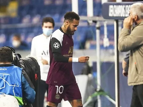 Neymar tập tễnh rời sân, PSG giành chiến thắng trong thấp thỏm