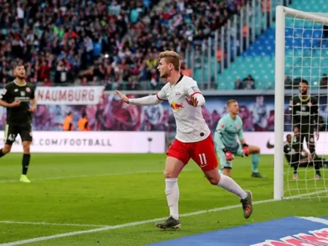 Quên Bayern đi, "mục tiêu" của Liverpool mới là tâm điểm khiến Bundesliga lay chuyển