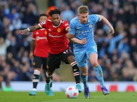 Nghiền nát Man Utd, De Bruyne lên tiếng về cuộc đua song mã với Liverpool