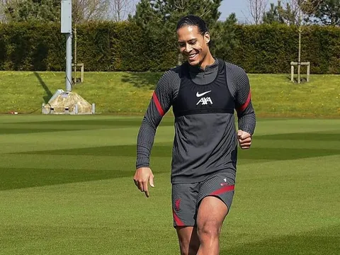 "Ngó lơ" Klopp, Van Dijk chạy đua để kịp tham dự VCK EURO