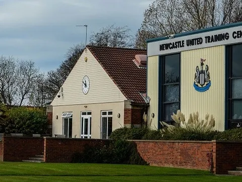 Ngoại hạng Anh lại lao đao, Newcastle có 5 ca Covid-19