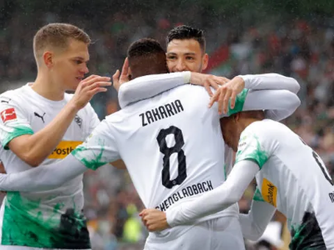 Ngôi đầu Bundesliga chính thức vào tay chủ nhân mới